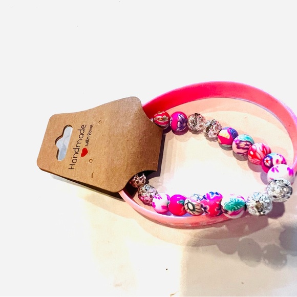 Homemade Breast Cancer Awareness bracelets - Picture 5 of 7